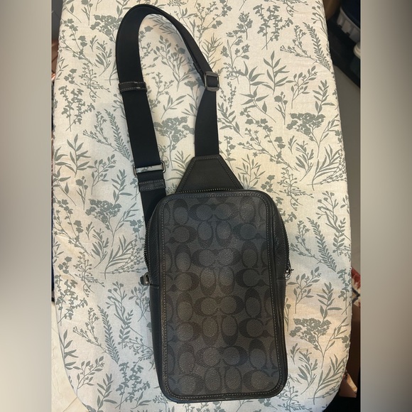 Coach Belt Bag - Picture 1 of 3